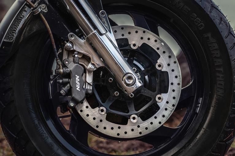 Custom Honda F6C Valkyrie: The Black Island wheel